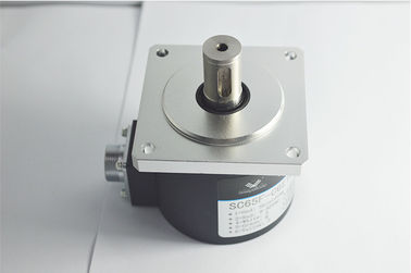 SC65F Heavy Duty Solid Shaft Encoder 15mm With Keyway 5 * 5mm Push Pull Output