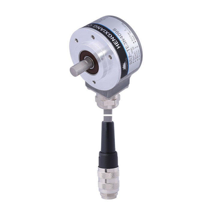 Solid Shaft Heavy Duty Encoder S52 Rotary Encoder 2048 ppr ABZUVW Phase 4 Poles IP66